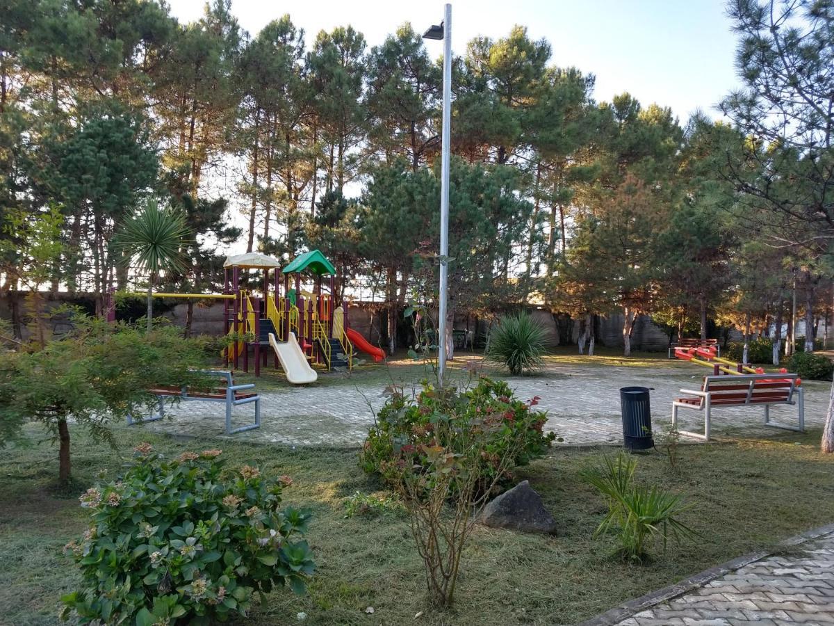 Tirkius House 호텔 코불레티 외부 사진